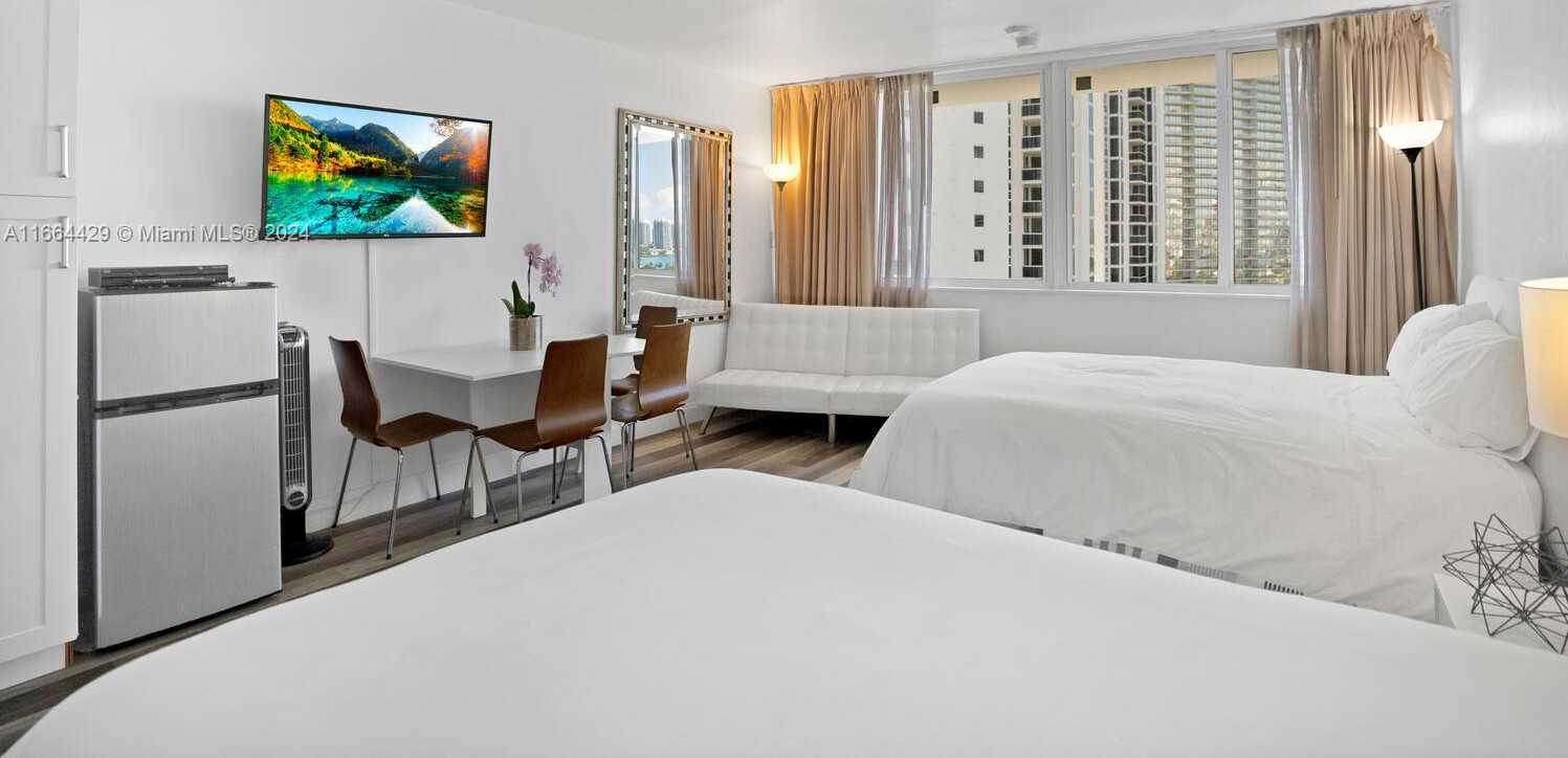 Small Image of 19201 COLLINS AVE #1143, Sunny Isles Beach Number 2