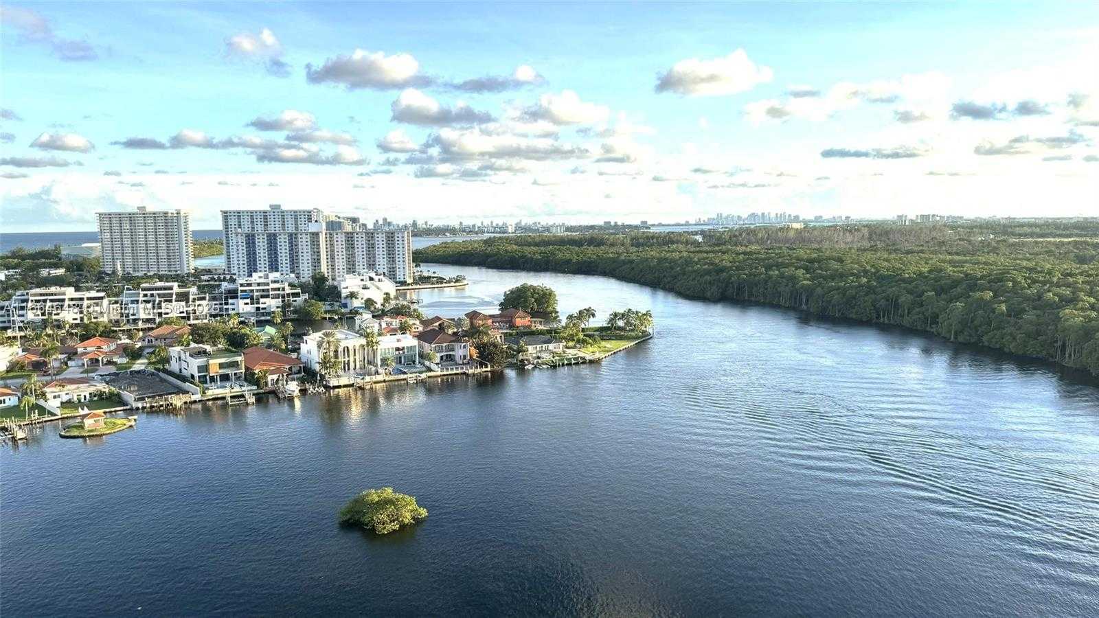 Small Image of 400 SUNNY ISLES BLVD #1702, Sunny Isles Beach Number 2