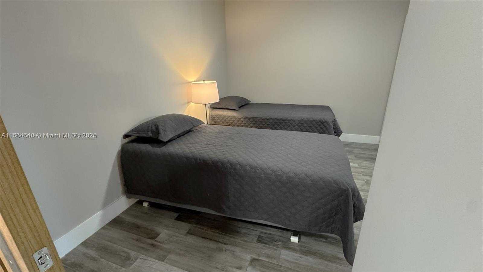 Small Image of 400 SUNNY ISLES BLVD #1702, Sunny Isles Beach Number 22