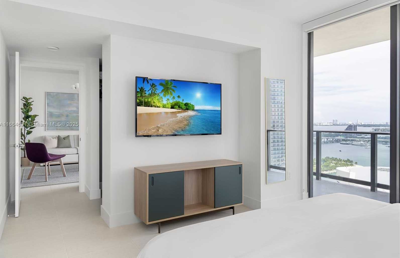 Small Image of 159 #2716, Miami Number 15