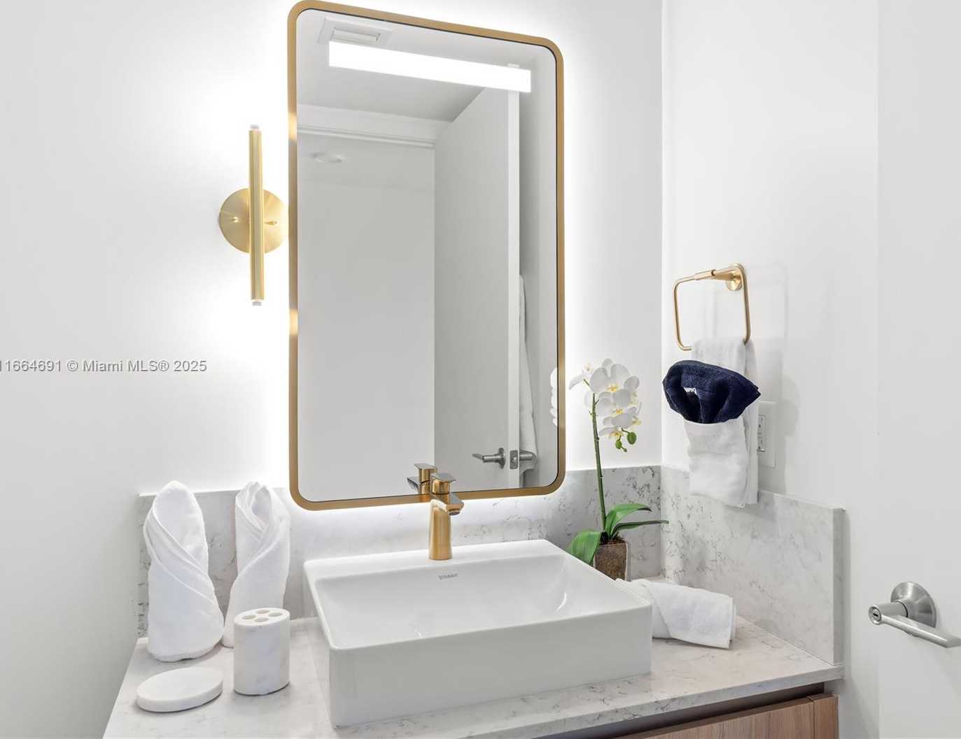 Small Image of 159 #2716, Miami Number 26