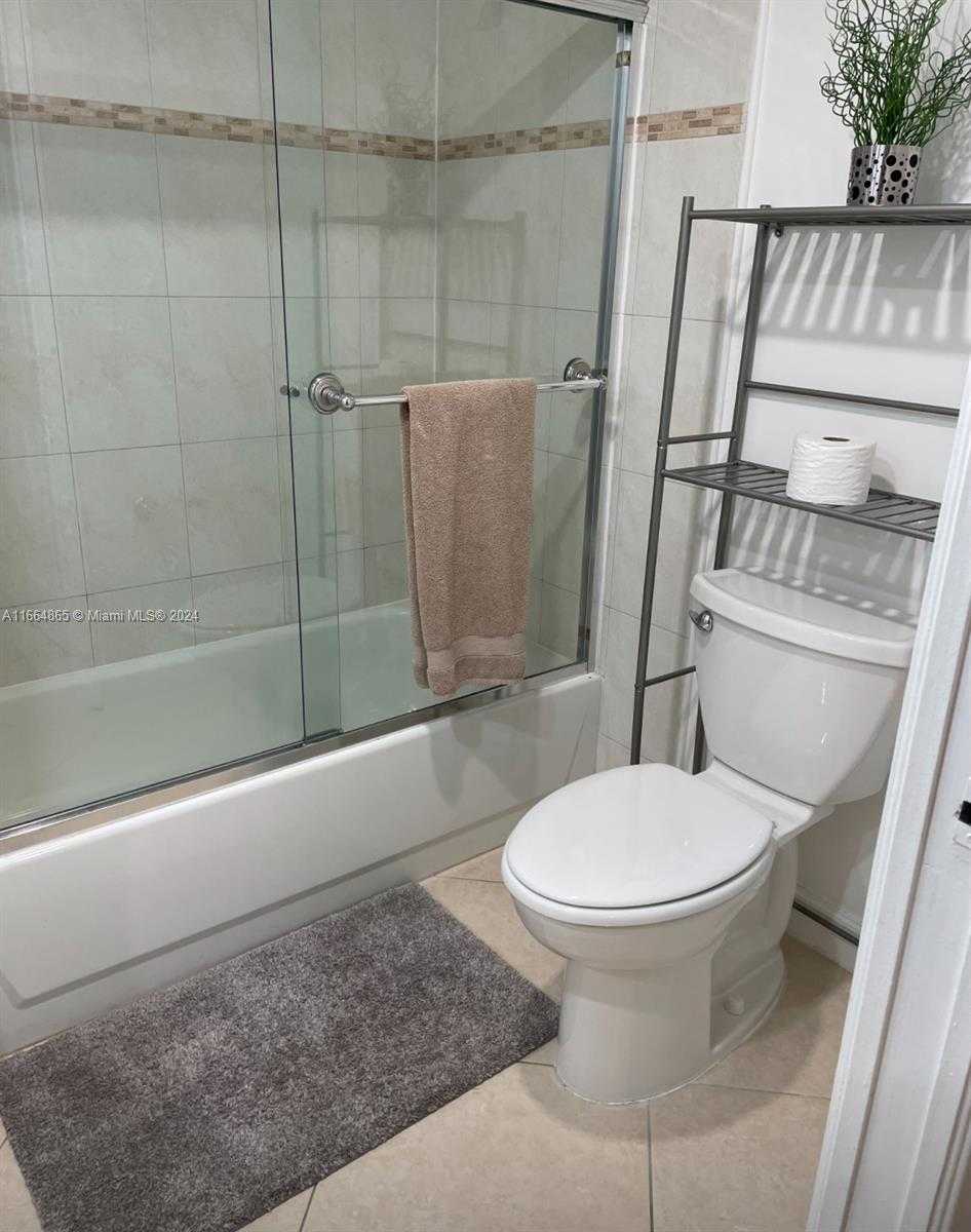 Small Image of 19601 EAST COUNTRY CLUB DR #7501, Aventura Number 5