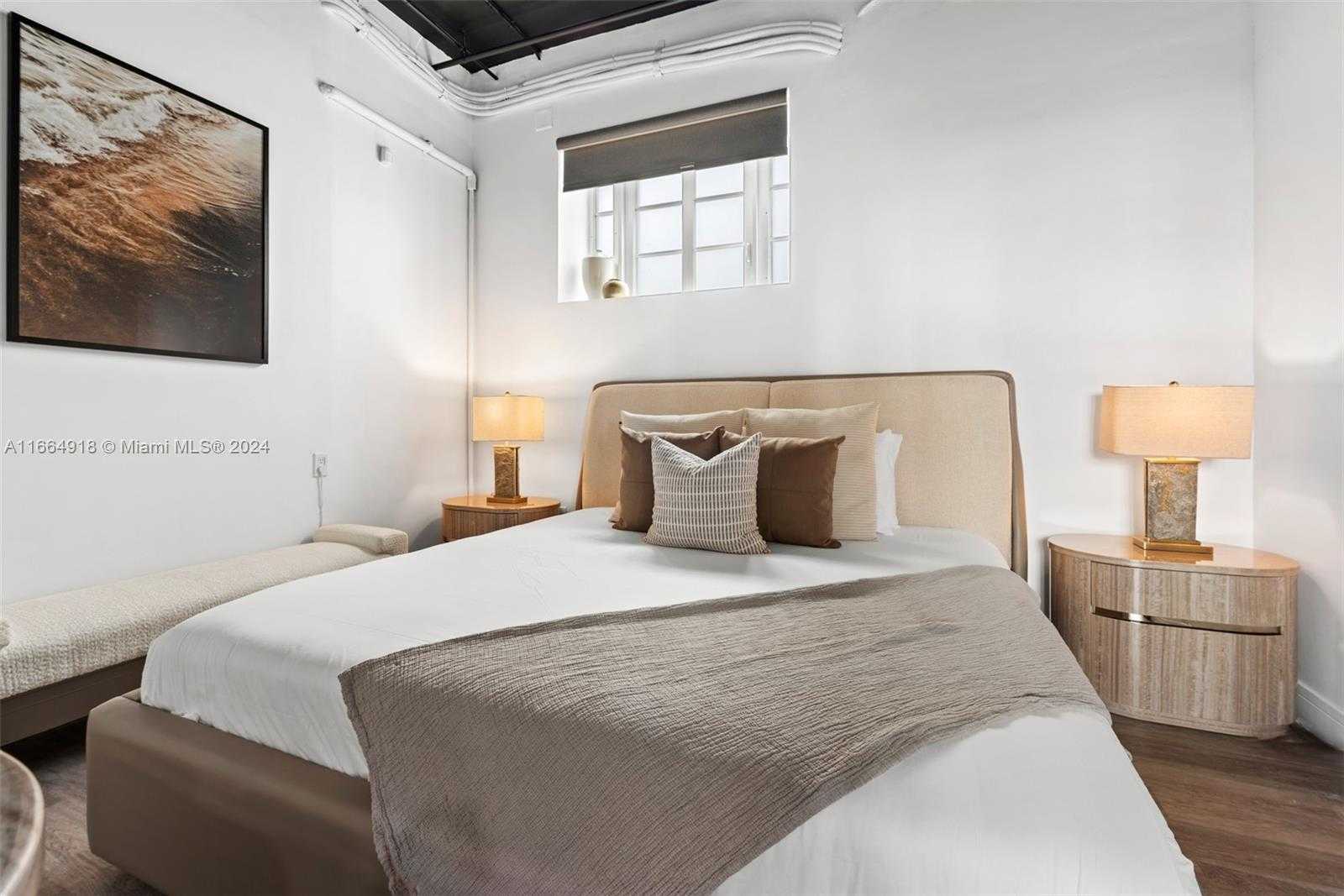 Small Image of 852 COLLINS AVE #101, Miami Beach Number 23