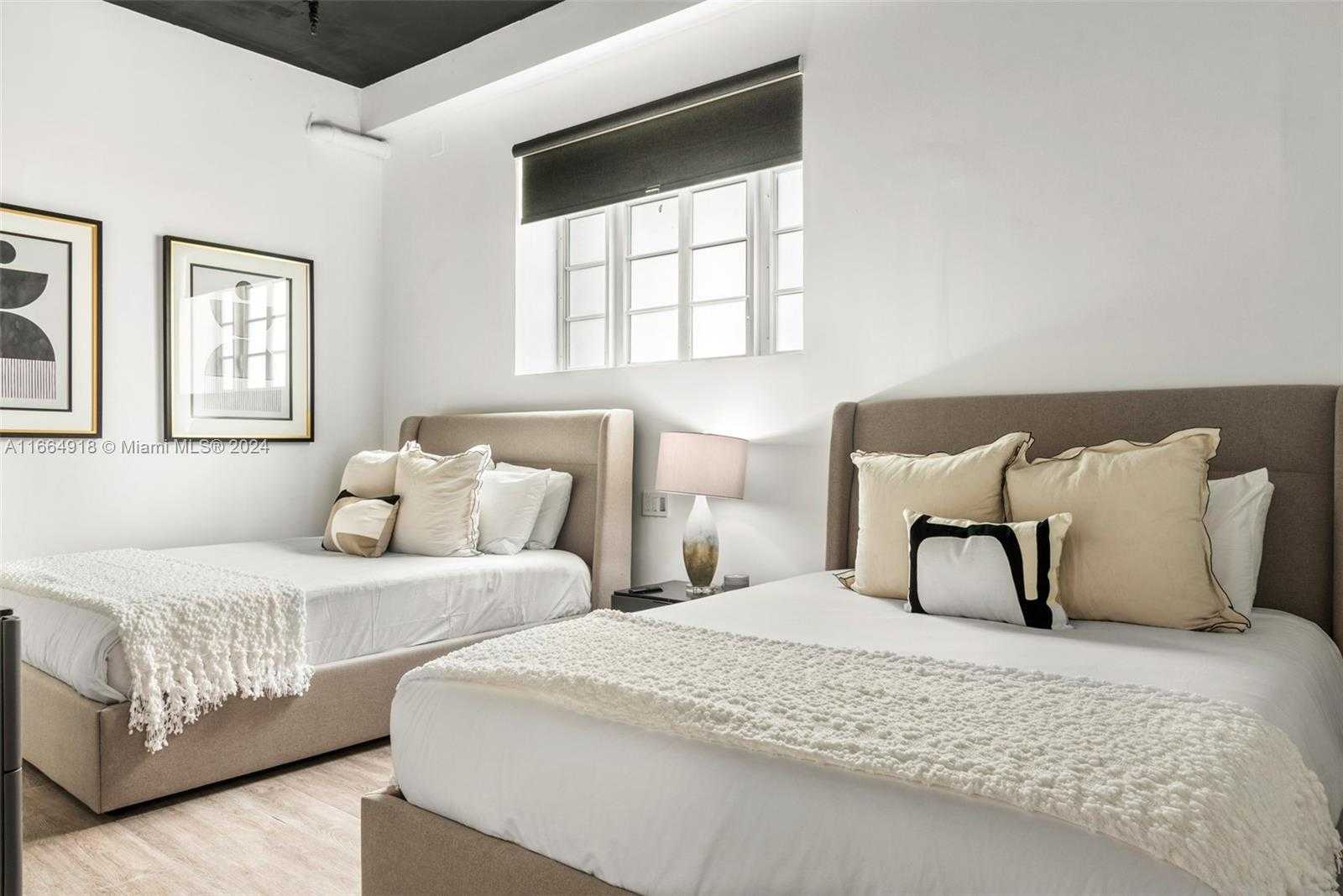 Small Image of 852 COLLINS AVE #101, Miami Beach Number 26