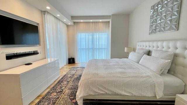Small Image of 18101 COLLINS AVE #1807, Sunny Isles Beach Number 18