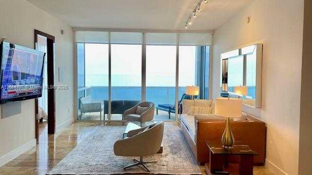 Small Image of 18101 COLLINS AVE #1807, Sunny Isles Beach Number 6