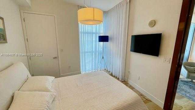 Small Image of 18101 COLLINS AVE #1807, Sunny Isles Beach Number 9