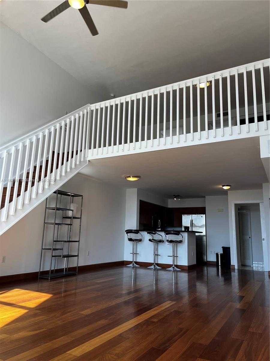 Small Image of 1701 Sunset Harbour Dr, Miami Beach, FL 33139, USA Number 12