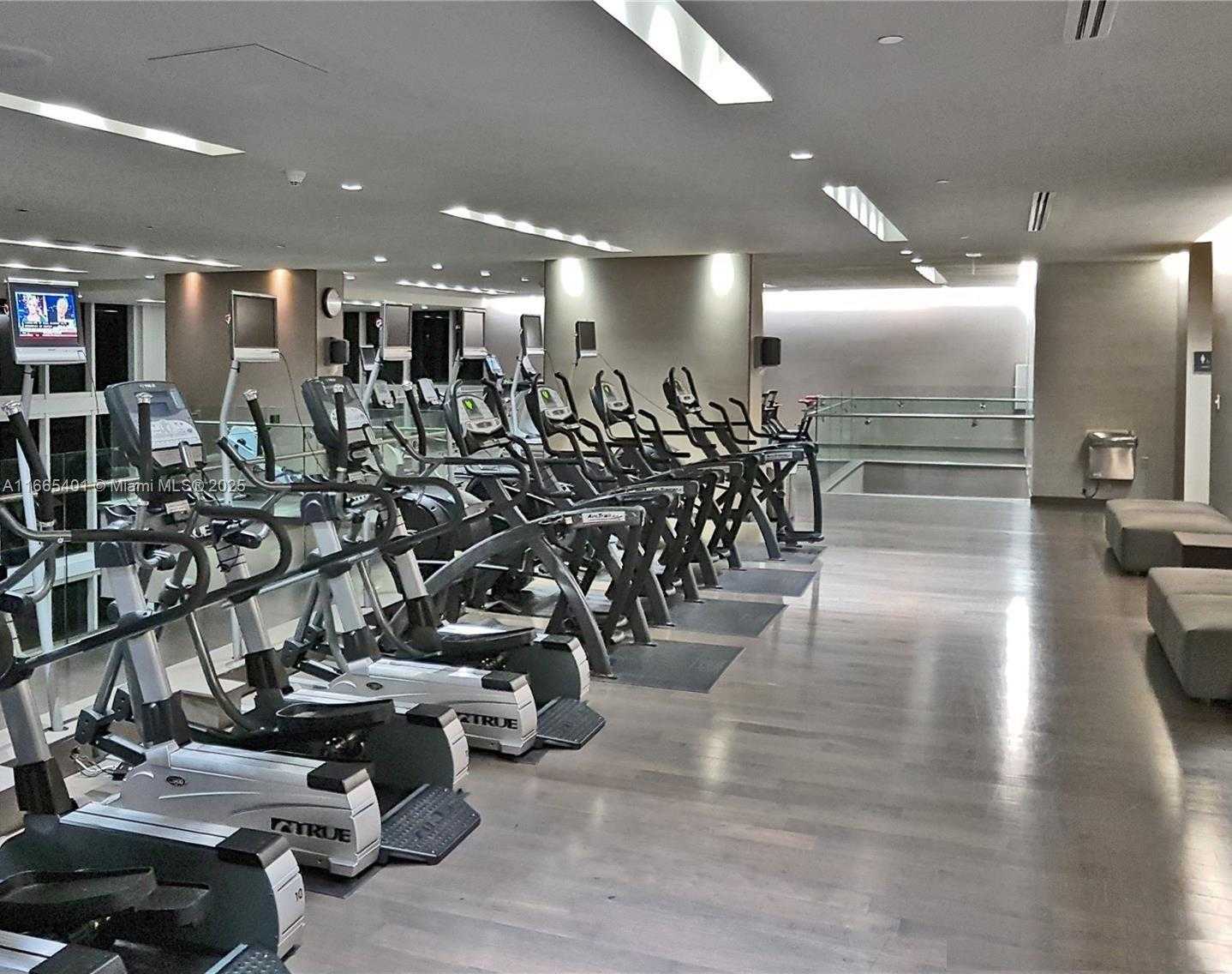 Small Image of 1830 SOUTH OCEAN DR #2907, Hallandale Beach Number 46