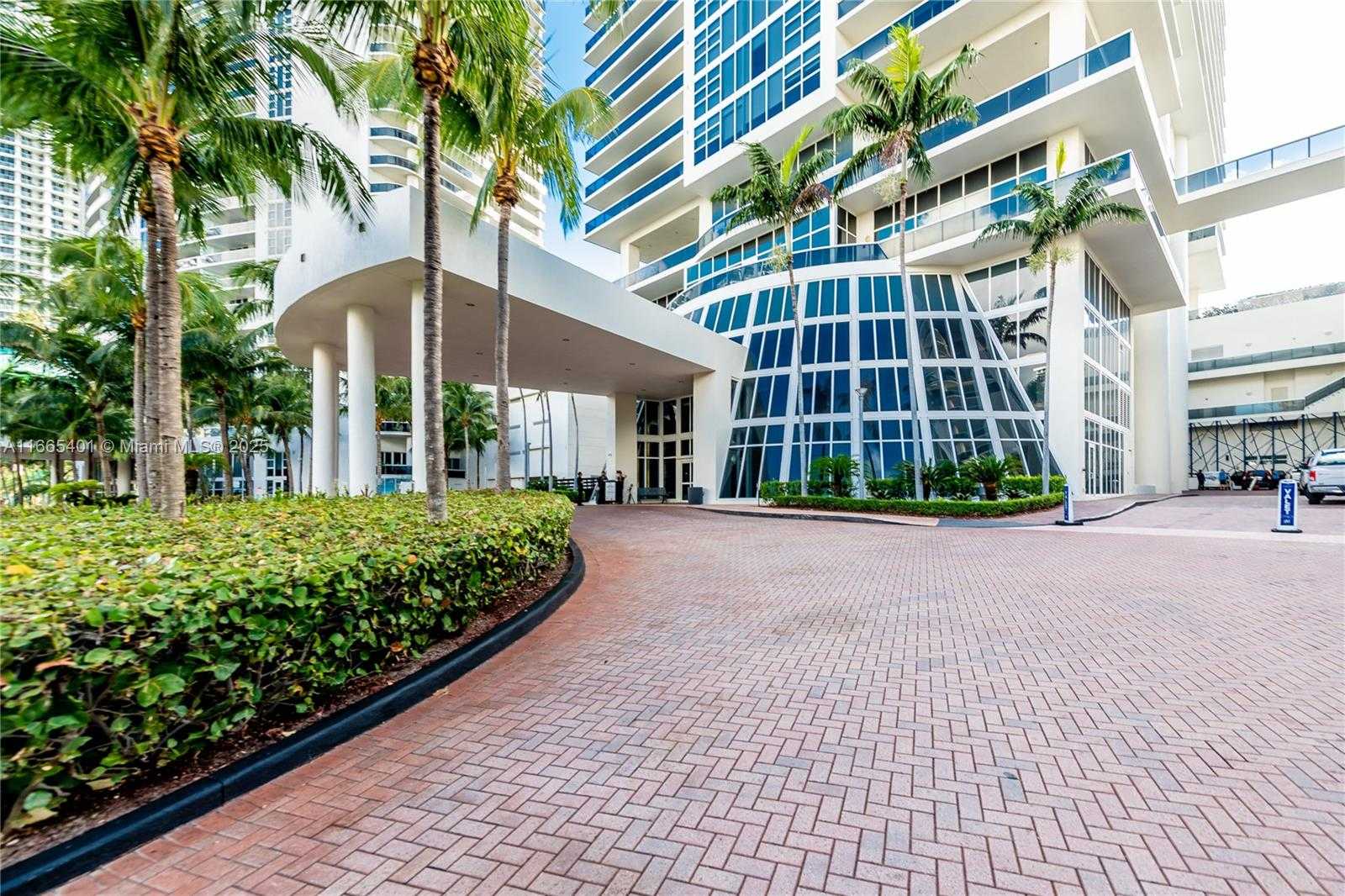 Small Image of 1830 SOUTH OCEAN DR #2907, Hallandale Beach Number 59