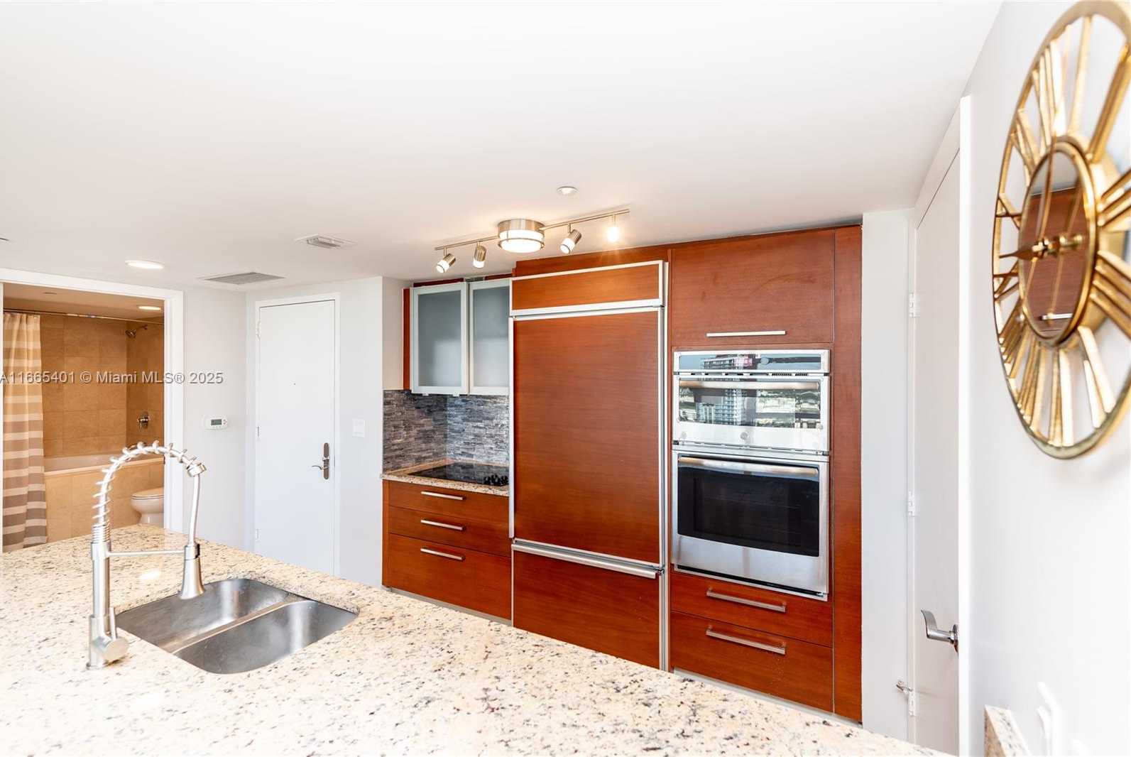Small Image of 1830 SOUTH OCEAN DR #2907, Hallandale Beach Number 6