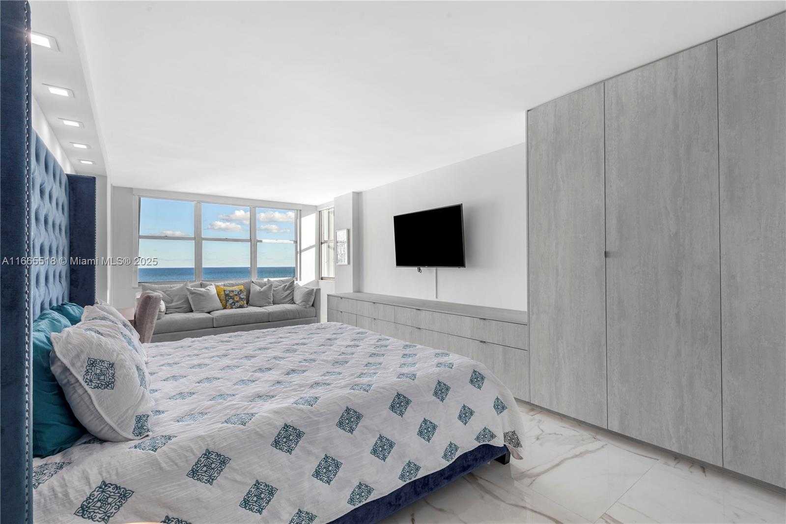 Small Image of 6039 COLLINS AVE #1527, Miami Beach Number 13