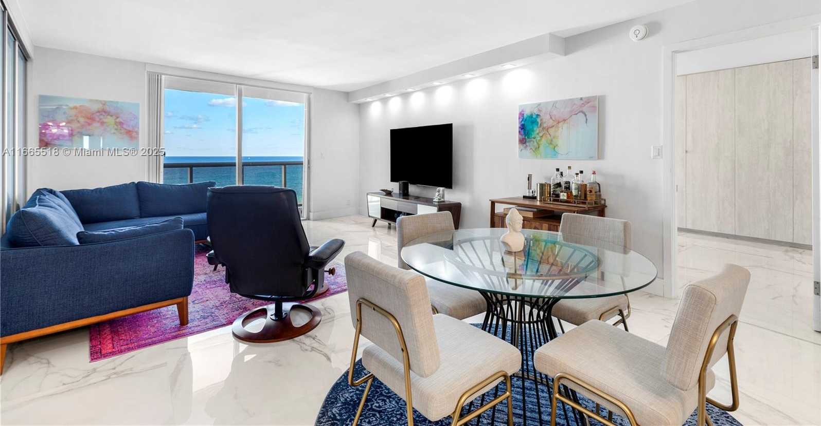 Small Image of 6039 COLLINS AVE #1527, Miami Beach Number 2