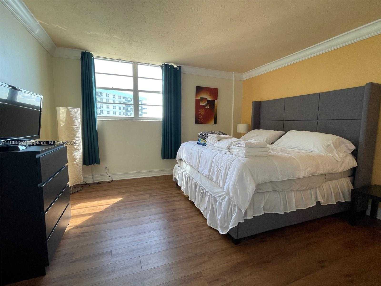 Small Image of 3801 SOUTH OCEAN DR #11Y, Hollywood Number 8