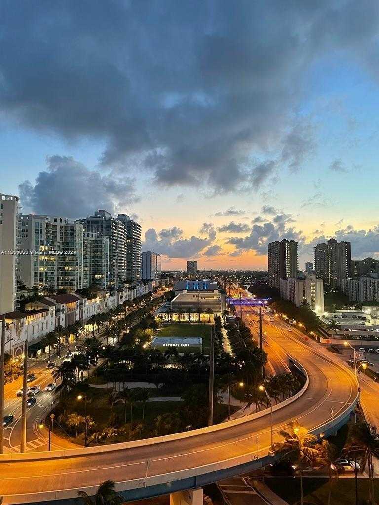 Small Image of 16699 COLLINS AVE #902, Sunny Isles Beach Number 11
