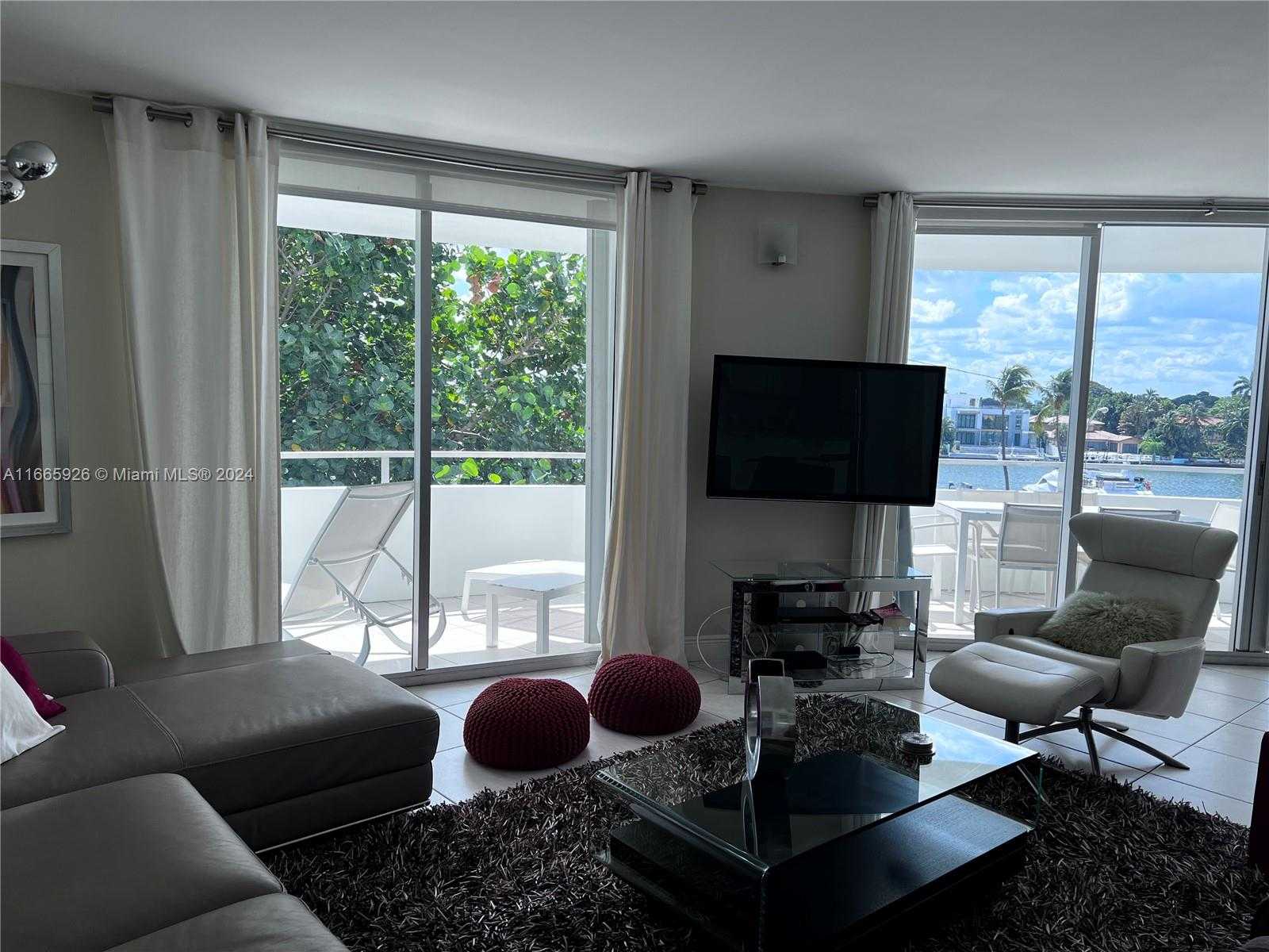 Small Image of 5161 COLLINS AVE #405, Miami Beach Number 13