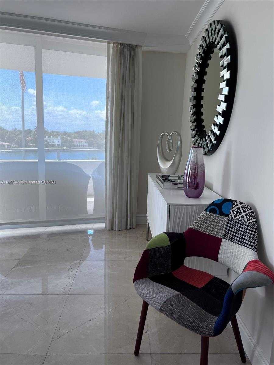Small Image of 5161 COLLINS AVE #505, Miami Beach Number 17