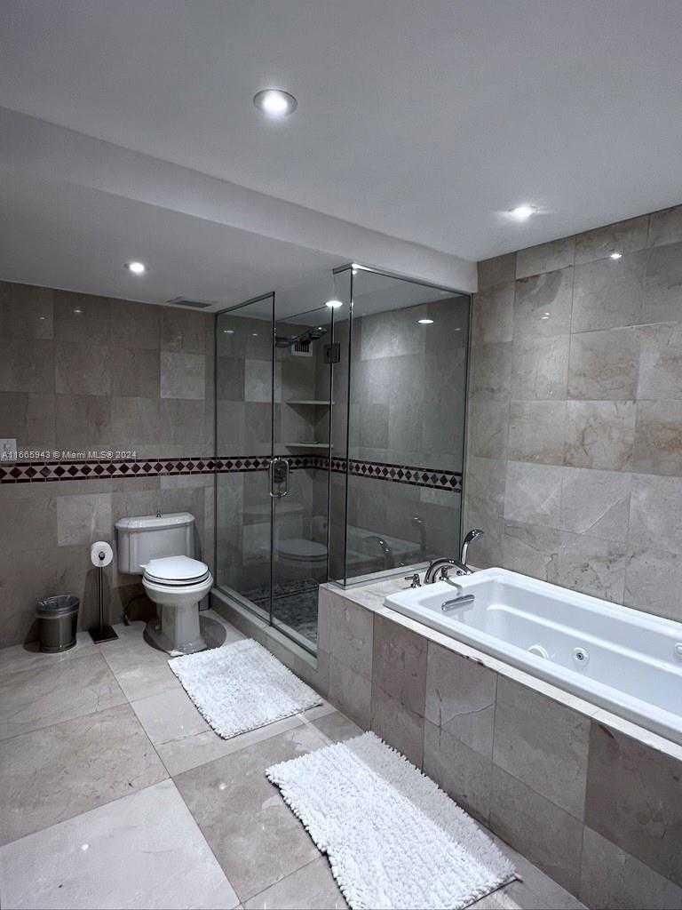 Small Image of 5161 COLLINS AVE #505, Miami Beach Number 24