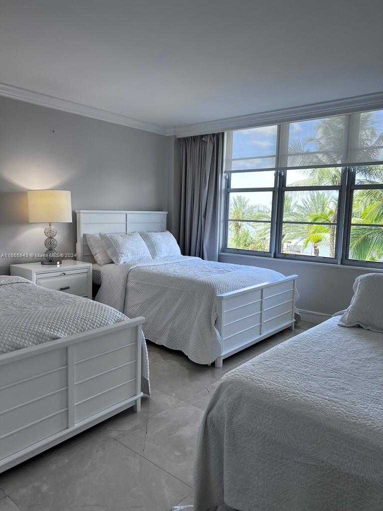 Small Image of 5161 COLLINS AVE #505, Miami Beach Number 28