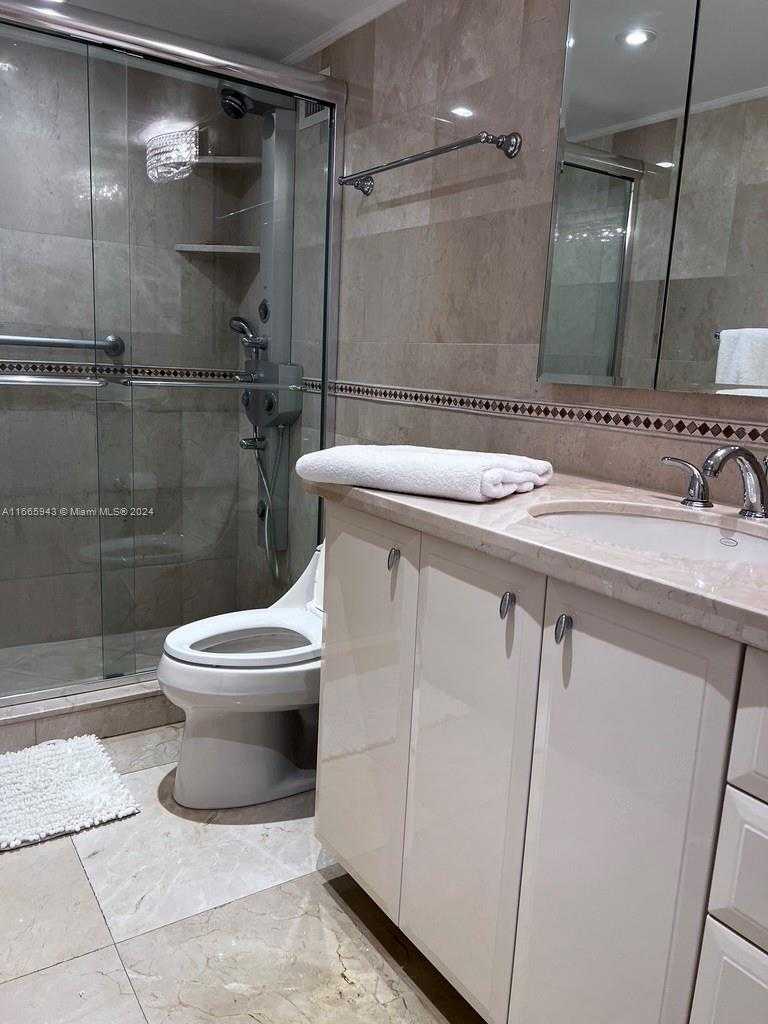 Small Image of 5161 COLLINS AVE #505, Miami Beach Number 31