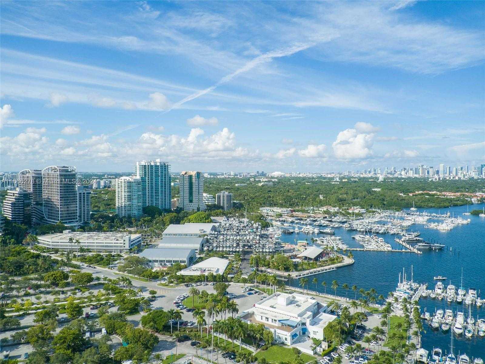 Small Image of 2678 TIGERTAIL AVE #1403, Coconut Grove Number 2