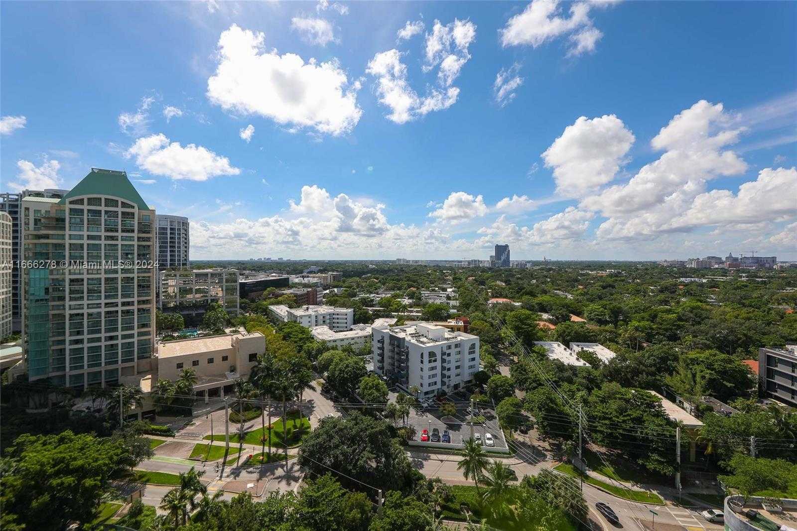 Small Image of 2678 TIGERTAIL AVE #1403, Coconut Grove Number 21