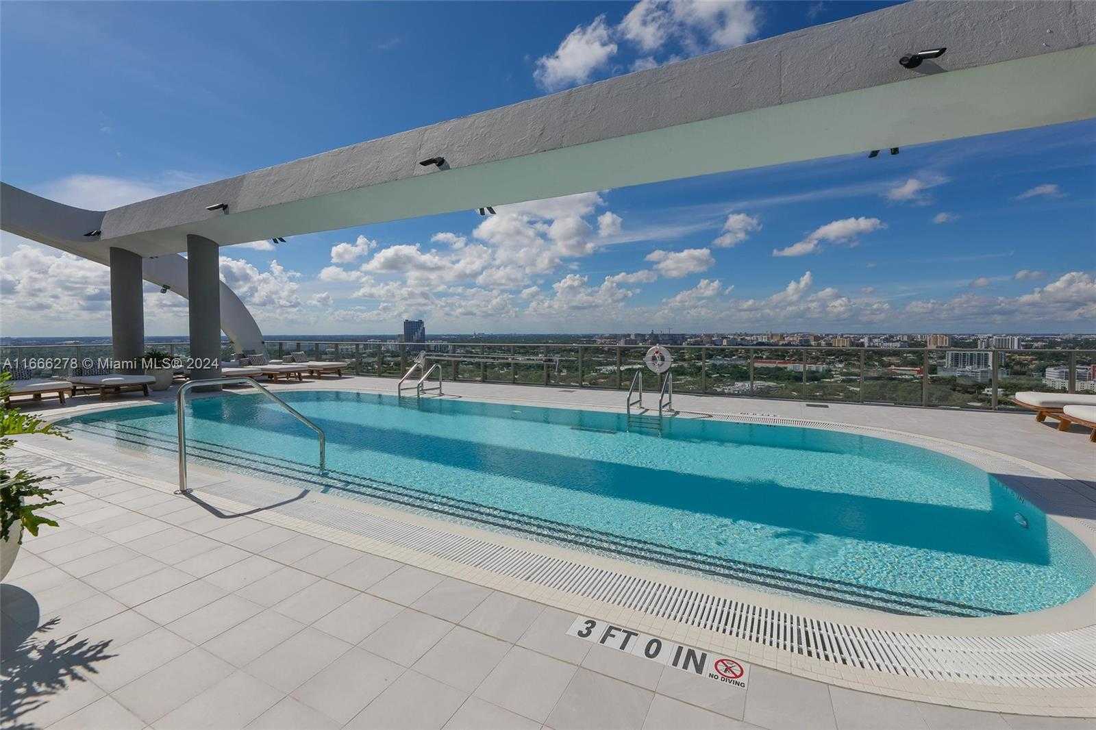 Small Image of 2678 TIGERTAIL AVE #1403, Coconut Grove Number 25