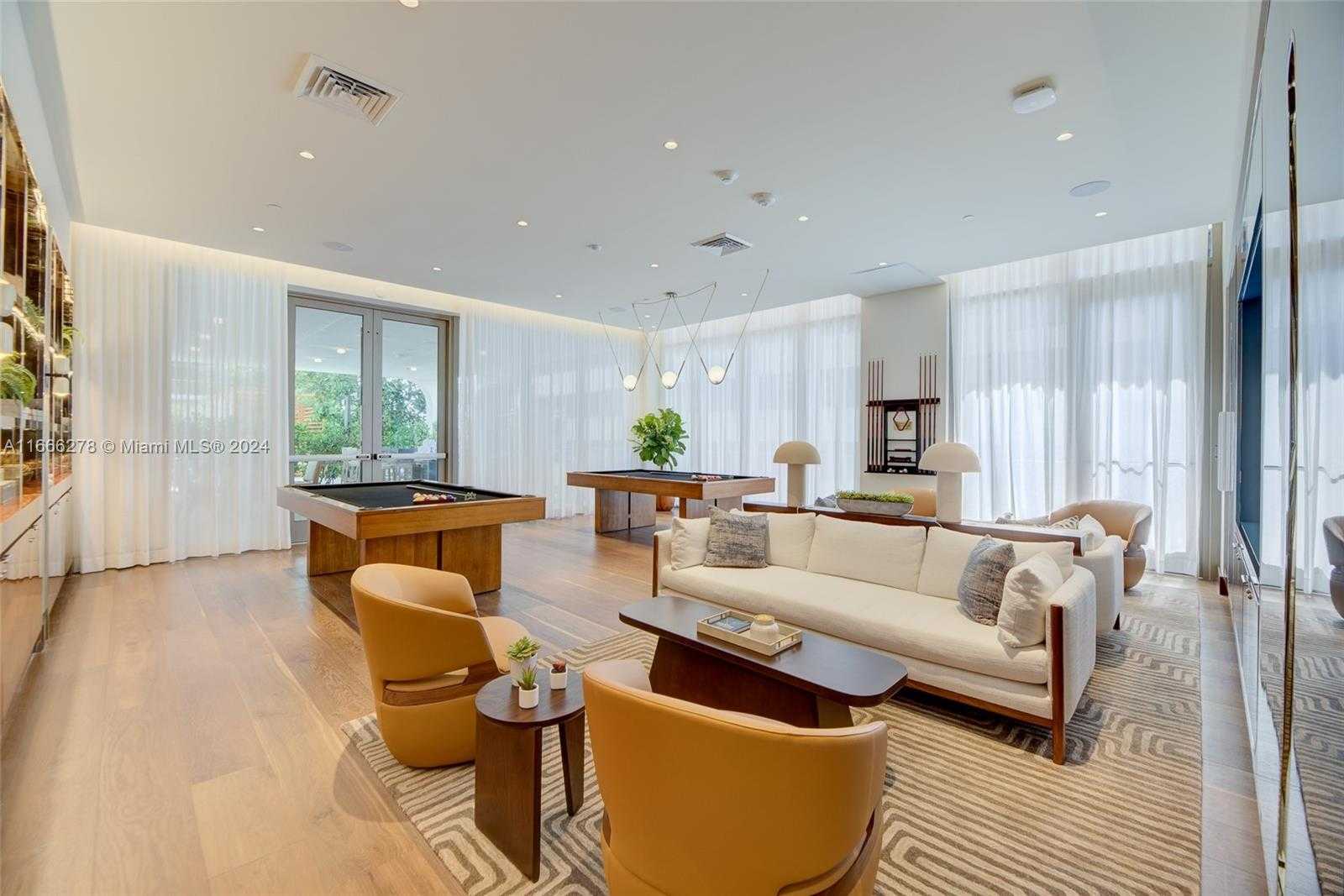 Small Image of 2678 TIGERTAIL AVE #1403, Coconut Grove Number 29