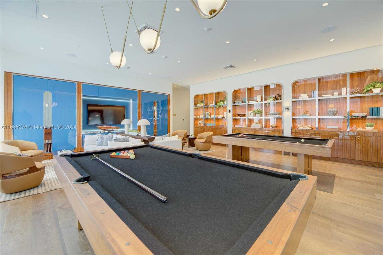 Small Image of 2678 TIGERTAIL AVE #1403, Coconut Grove Number 30
