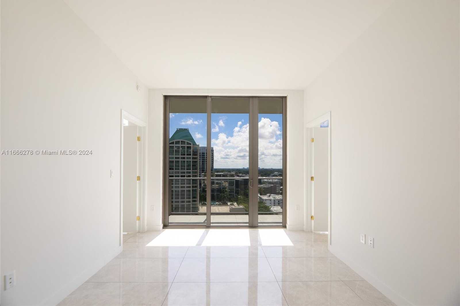 Small Image of 2678 TIGERTAIL AVE #1403, Coconut Grove Number 5