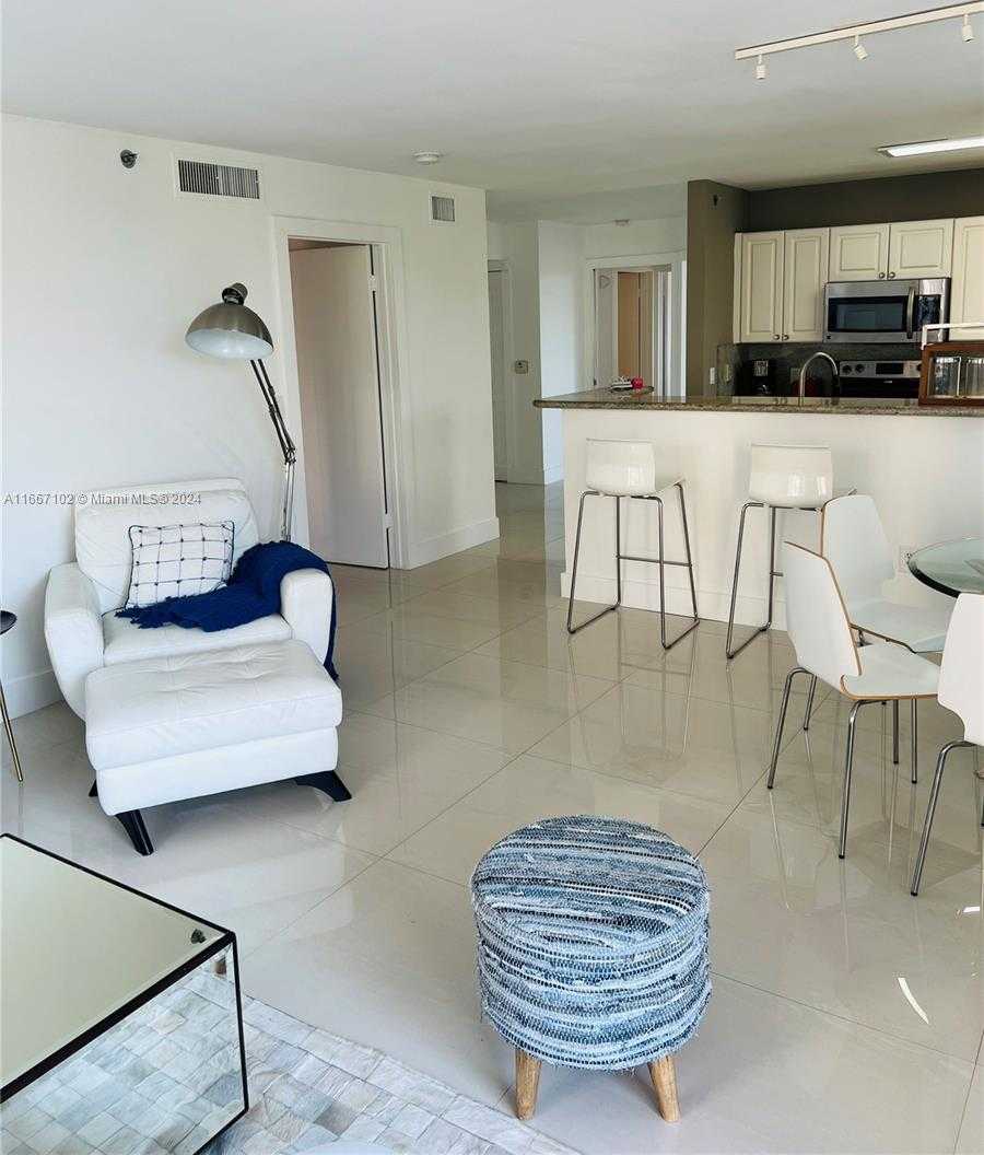 Small Image of 19901 EAST COUNTRY CLUB DR #2401, Aventura Number 3