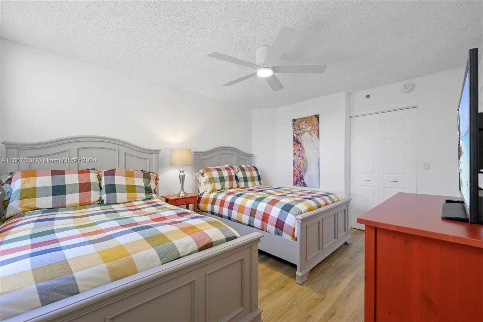 Small Image of 19999 EAST COUNTRY CLUB DR #1307, Aventura Number 13