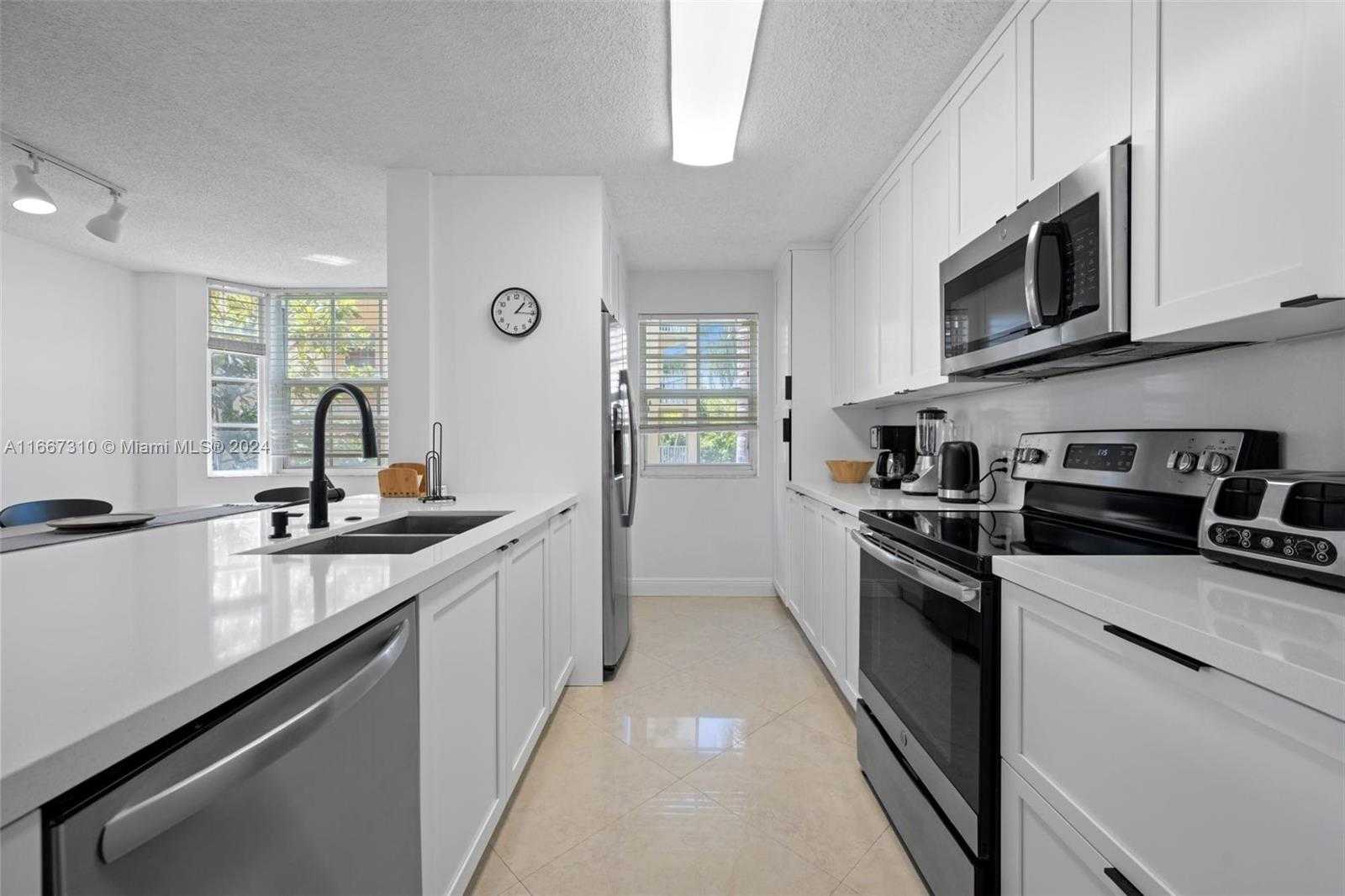 Small Image of 19999 EAST COUNTRY CLUB DR #1307, Aventura Number 5