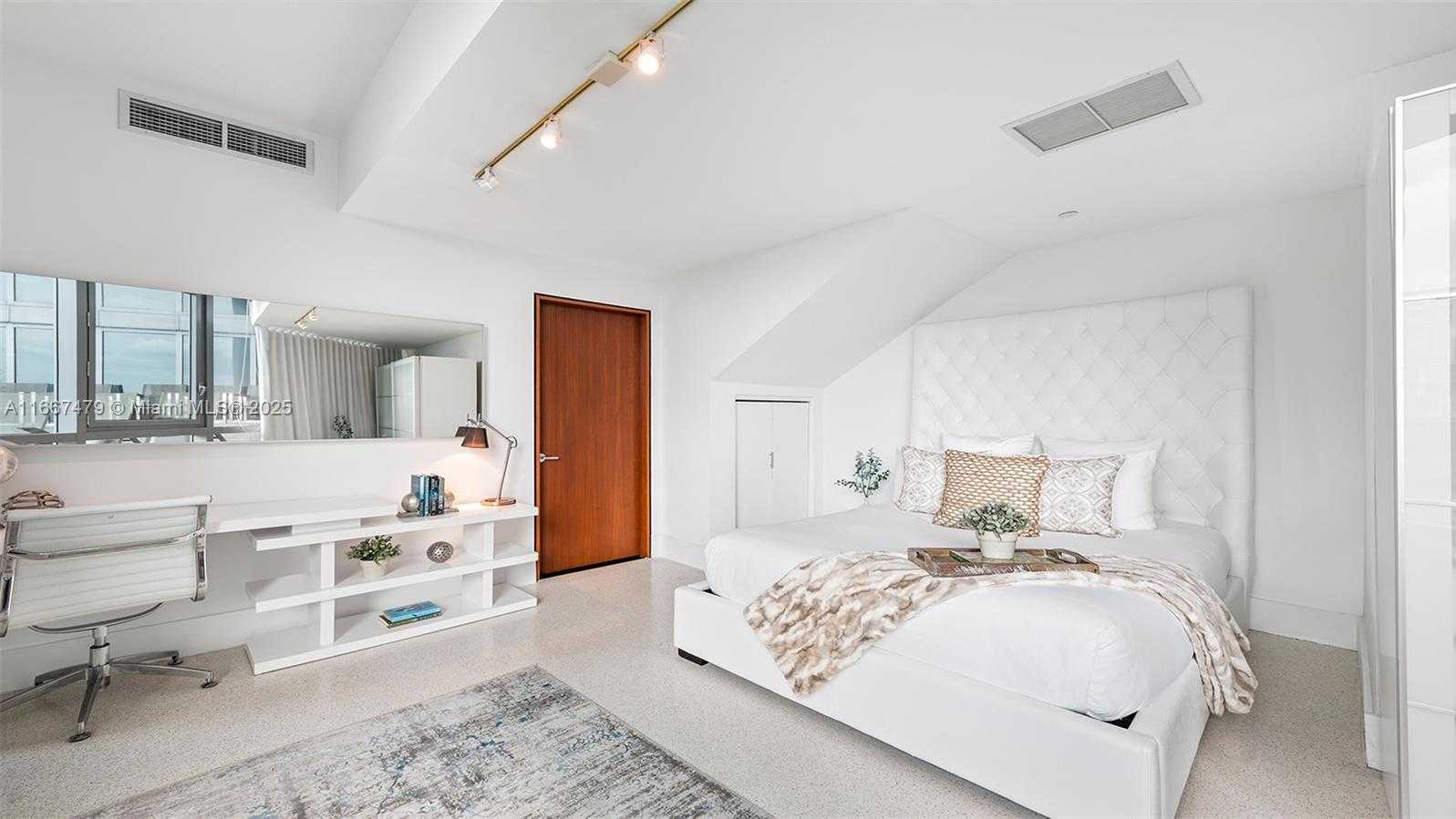 Small Image of 101 20TH ST TH B #TH-B 1505, Miami Beach Number 30