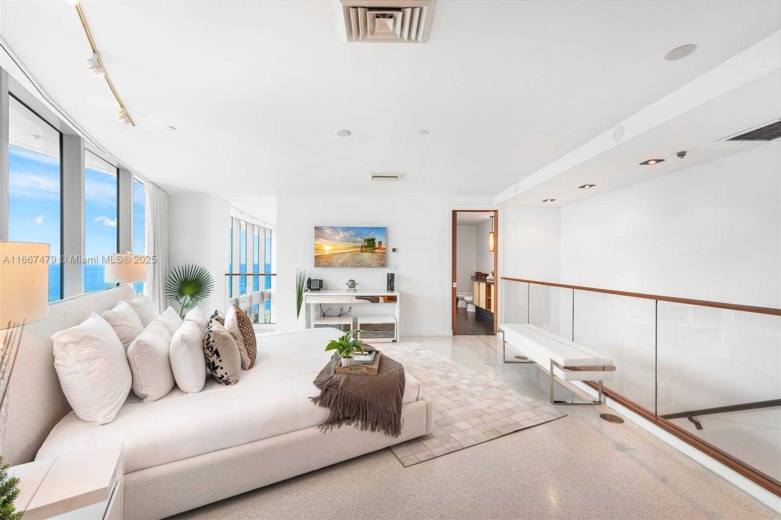 Small Image of 101 20TH ST TH B #TH-B 1505, Miami Beach Number 36