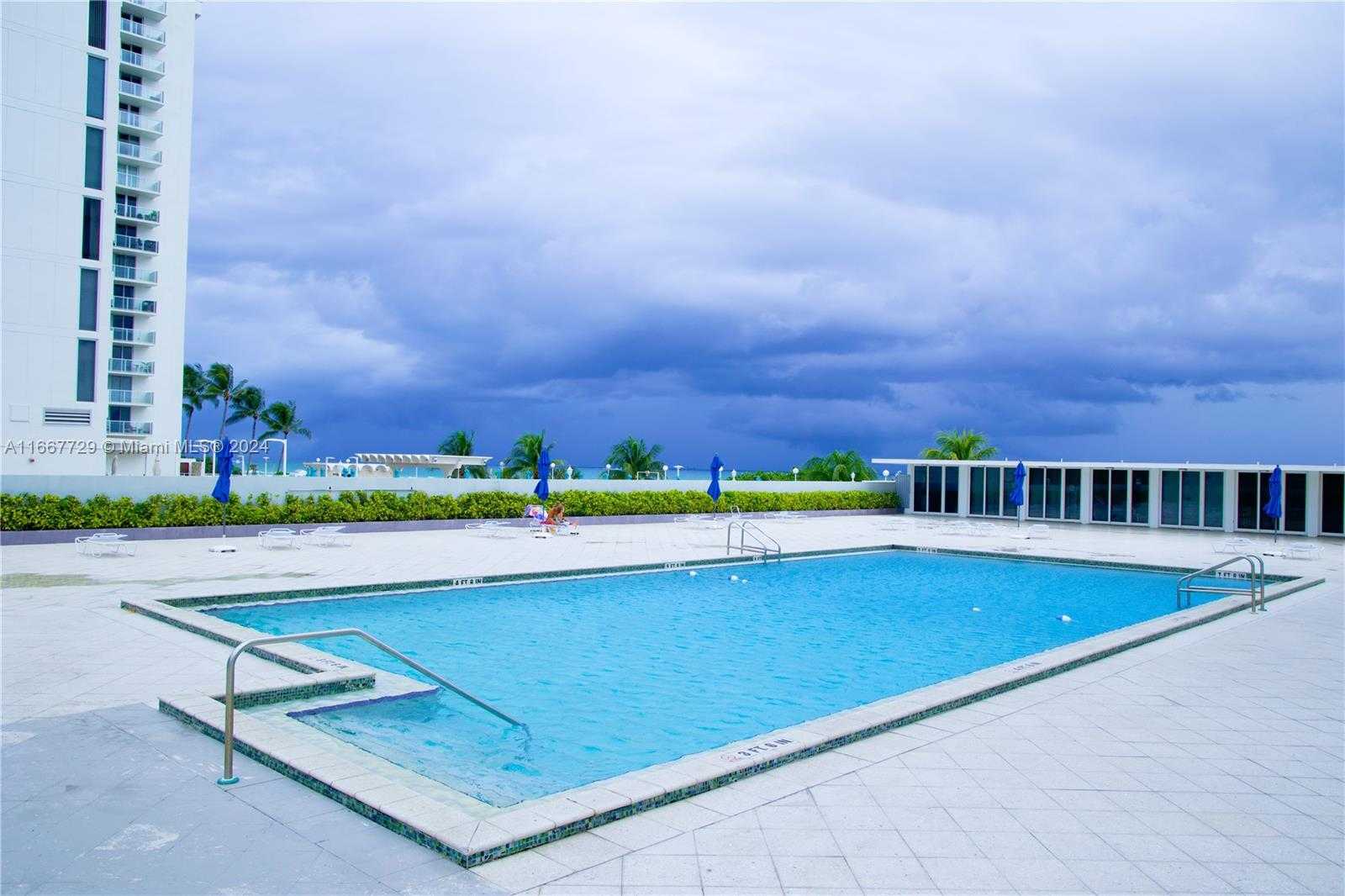 Small Image of 5601 COLLINS AVE #1614, Miami Beach Number 17