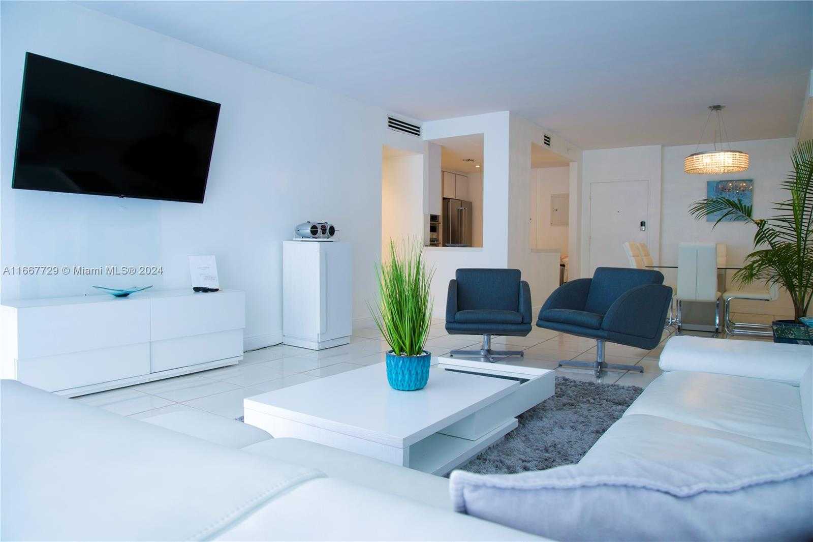 Small Image of 5601 COLLINS AVE #1614, Miami Beach Number 9
