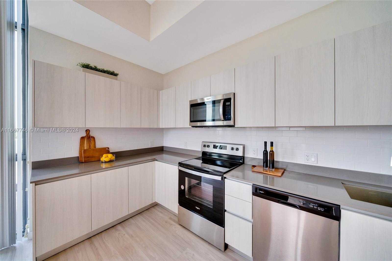 Small Image of 1809 JACKSON ST #504, Hollywood Number 41