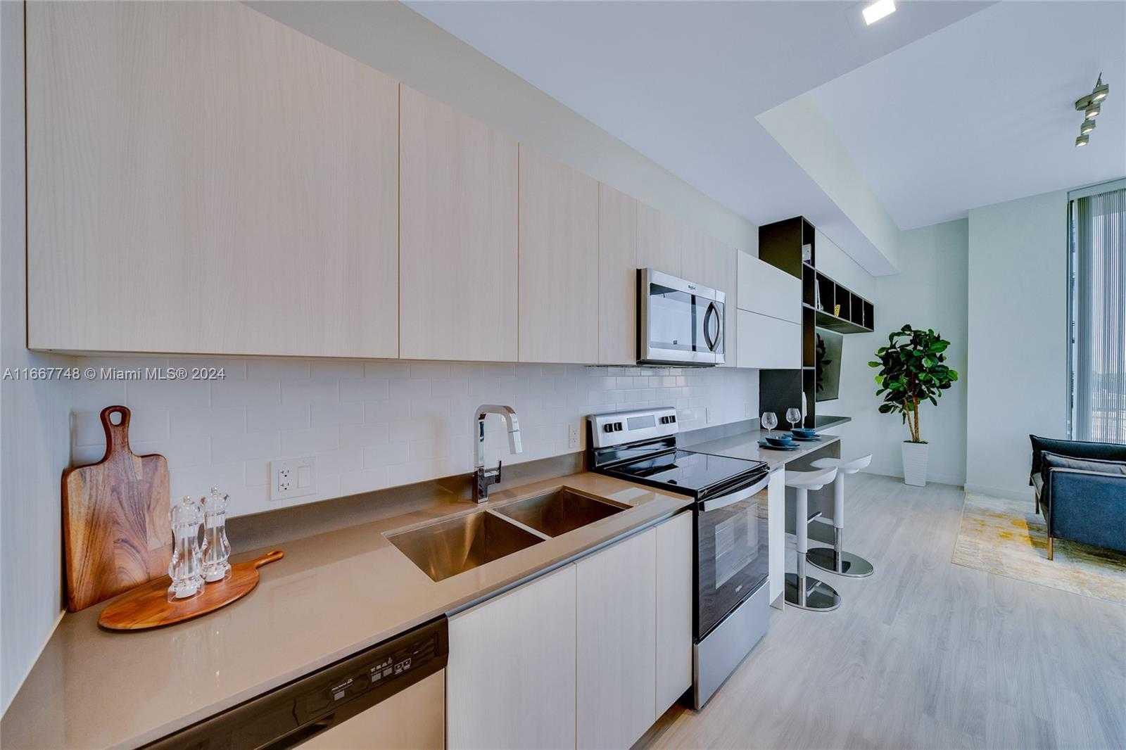 Small Image of 1809 JACKSON ST #1002, Hollywood Number 29