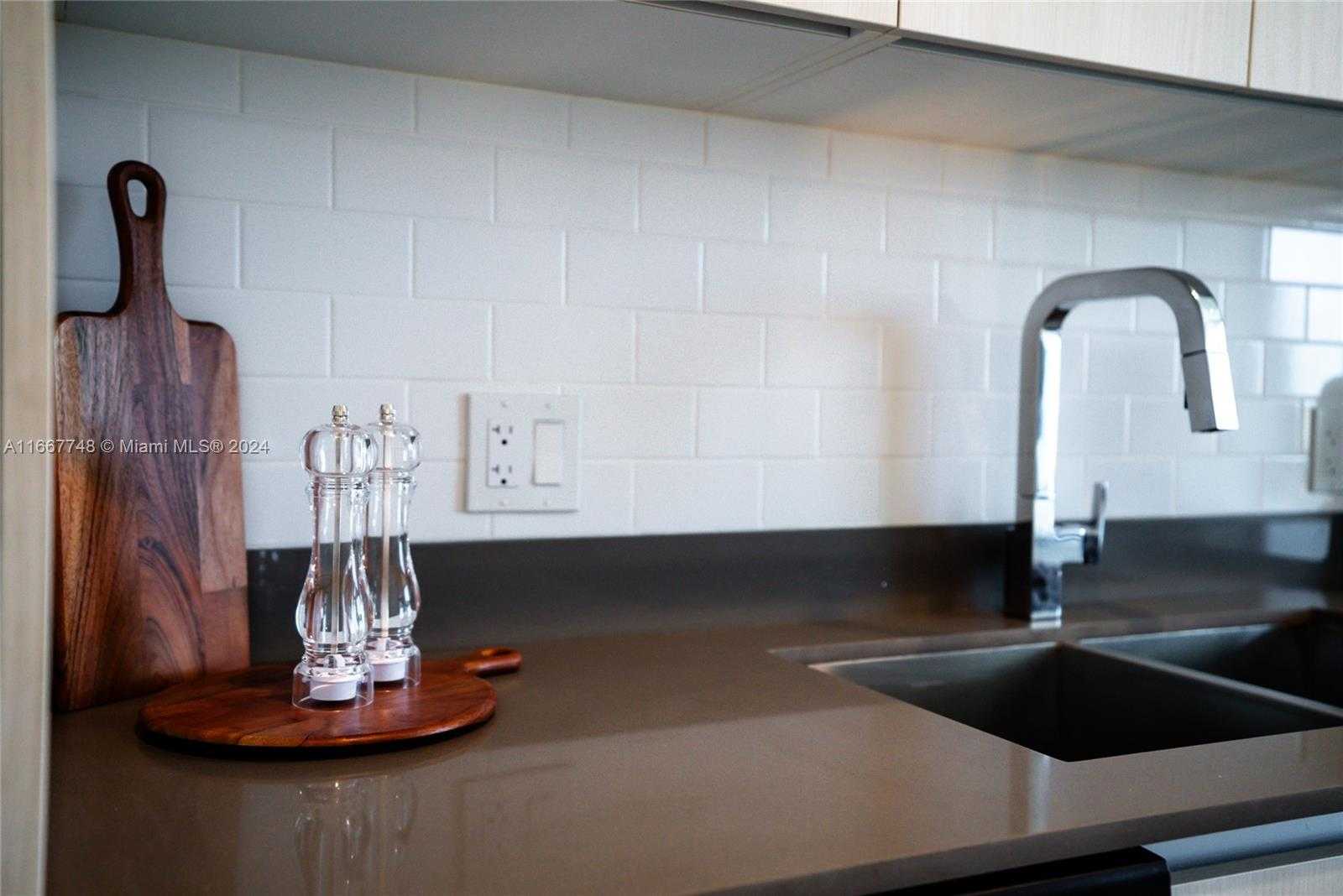 Small Image of 1809 JACKSON ST #1002, Hollywood Number 30