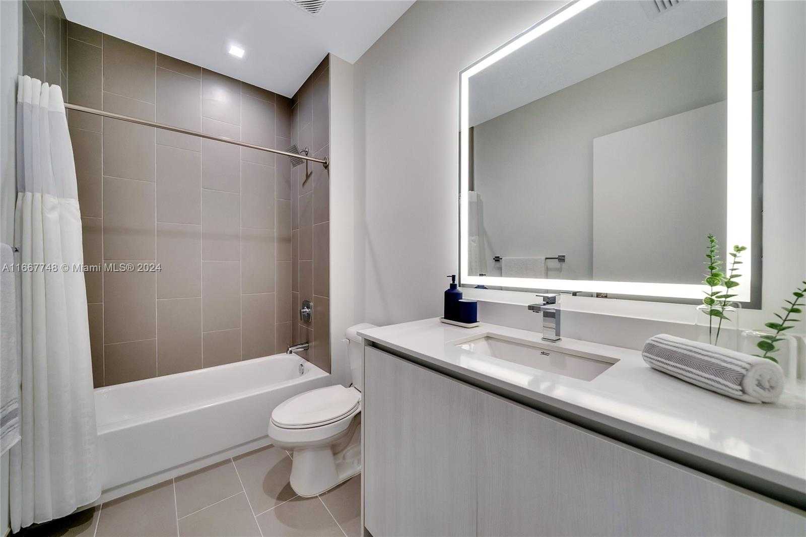 Small Image of 1809 JACKSON ST #1002, Hollywood Number 33