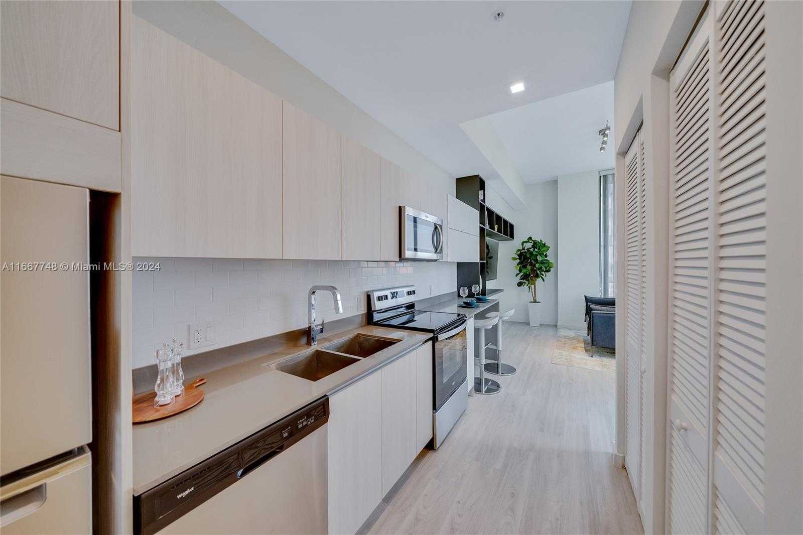 Small Image of 1809 JACKSON ST #1002, Hollywood Number 37