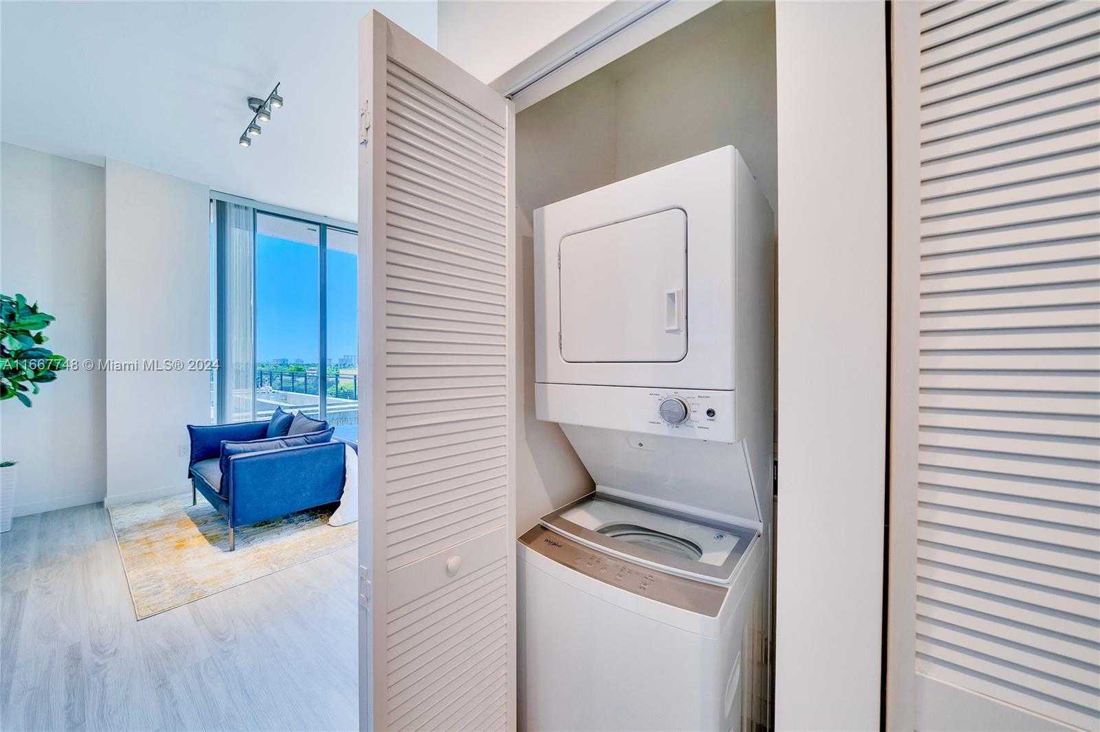 Small Image of 1809 JACKSON ST #1002, Hollywood Number 38