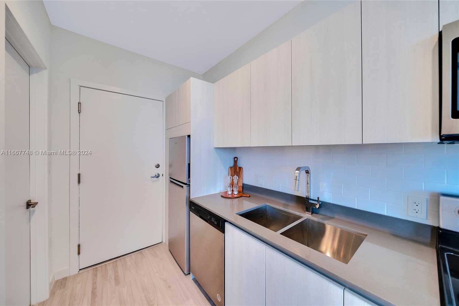 Small Image of 1809 JACKSON ST #1002, Hollywood Number 44