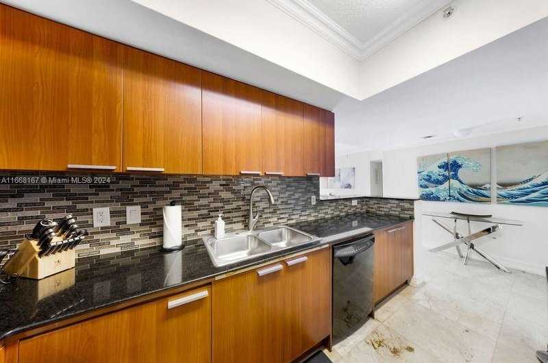 Small Image of 16699 COLLINS AVE #4006, Sunny Isles Beach Number 13