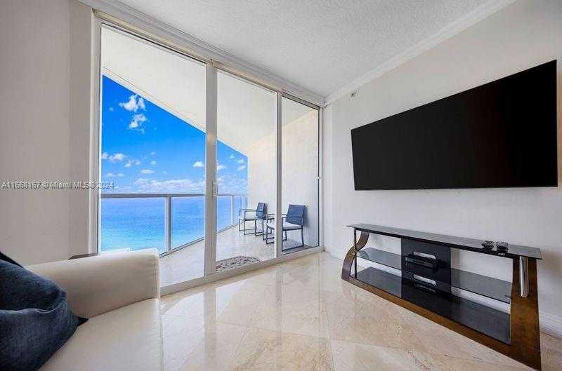 Small Image of 16699 COLLINS AVE #4006, Sunny Isles Beach Number 4