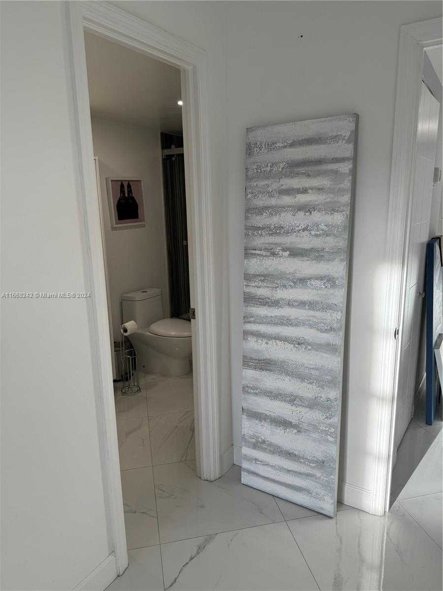 Small Image of 19370 COLLINS AVE #1208, Sunny Isles Beach Number 7