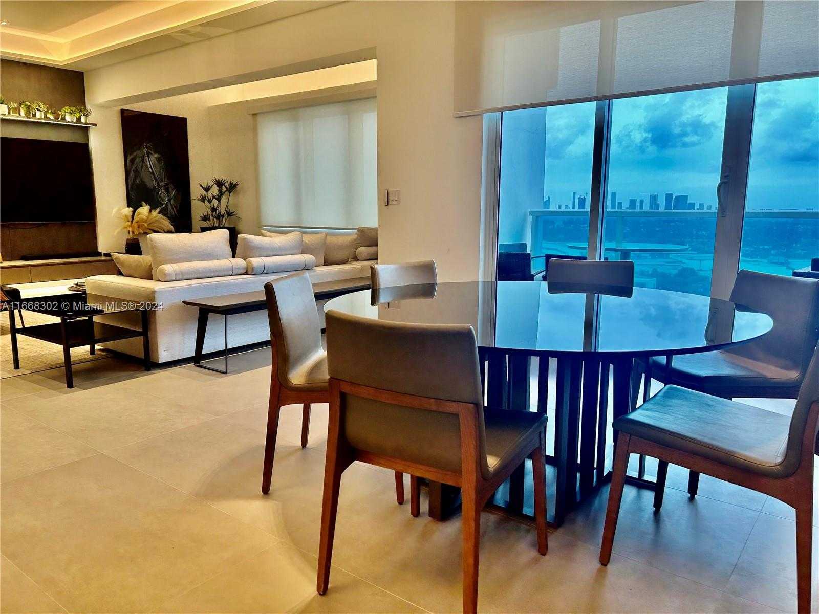 Small Image of 2301 Collins Ave, Miami Beach, FL 33139, USA Number 20