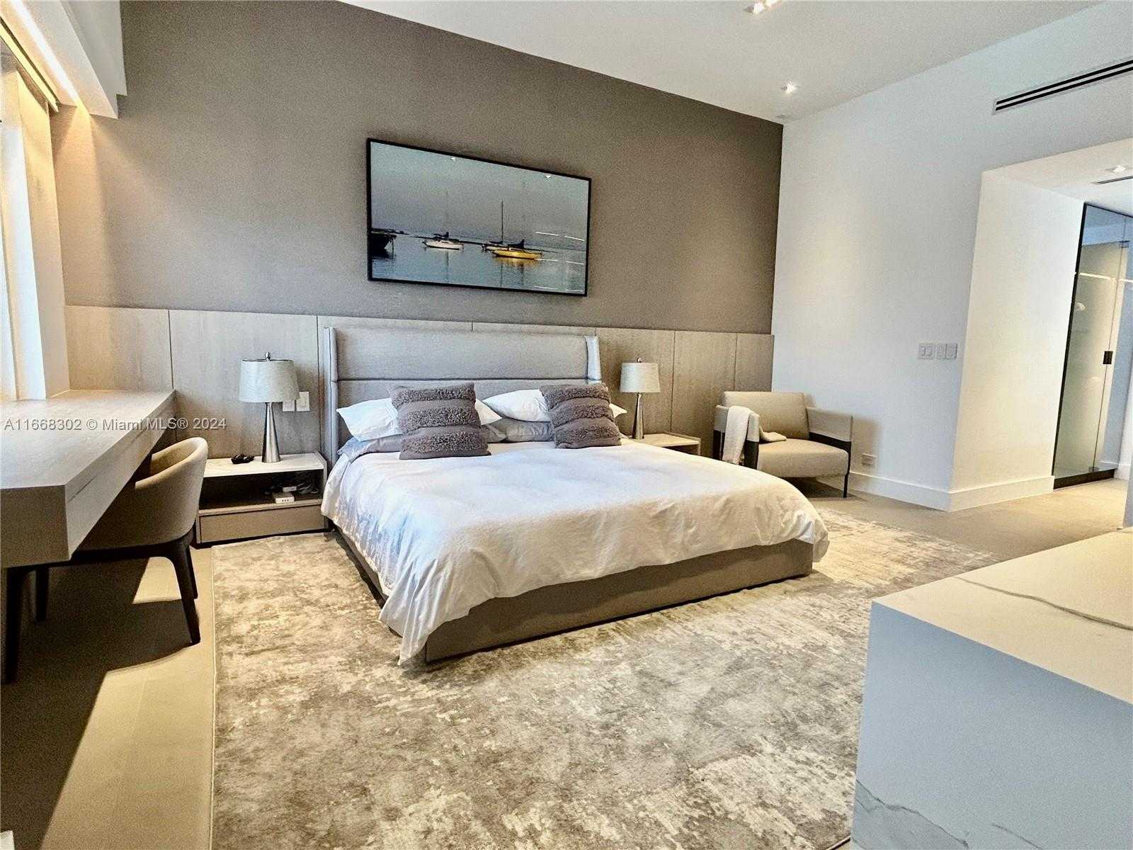 Small Image of 2301 Collins Ave, Miami Beach, FL 33139, USA Number 26