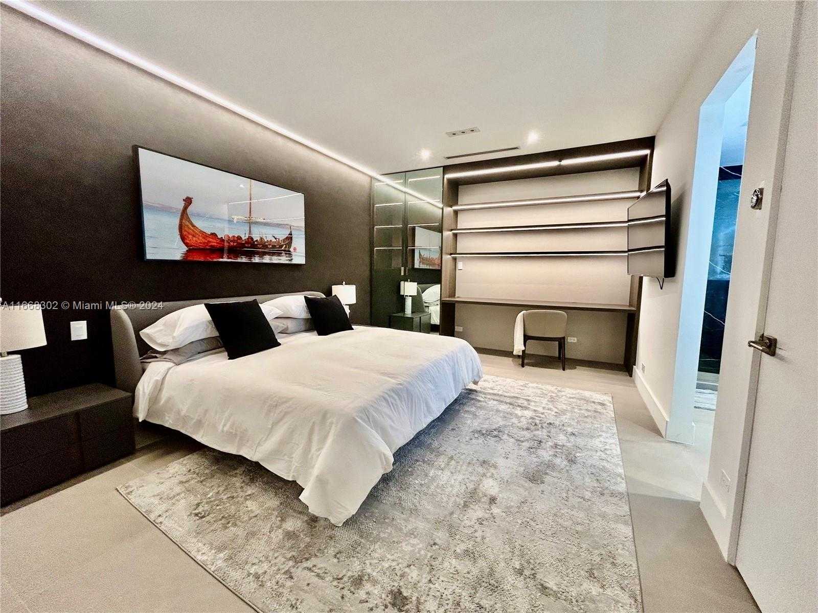 Small Image of 2301 Collins Ave, Miami Beach, FL 33139, USA Number 43